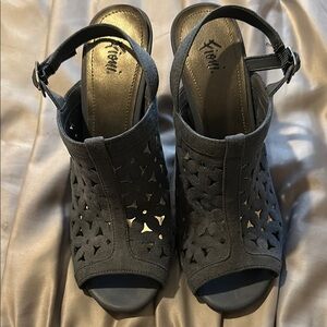 Women's Bluish Gray Peep-Toe Sandals.  4inch Heel.  Final Sale.